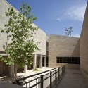 Ramat Hanadiv Visiting Center / Ada Karmi-Melamede Architects (25) Ramat Hanadiv Visiting Center / Ada Karmi-Melamede Architects (25) © Amit Geron