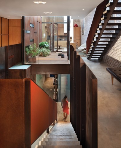 Inverted Warehouse-Townhouse / Dean-Wolf Architects (13)