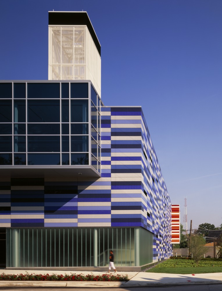 The Gary Comer Youth Center / John Ronan Architects