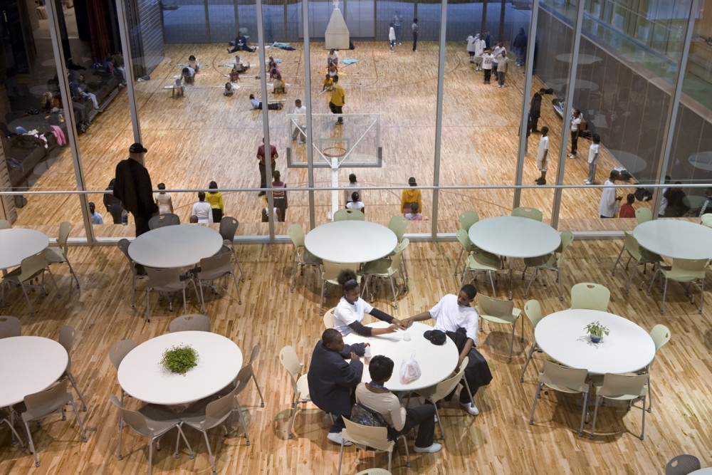 The Gary Comer Youth Center / John Ronan Architects