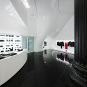 Capsula Multibrand Store / Sandor Gocsei and Eniko Korompay © Tamas Bujnovszky