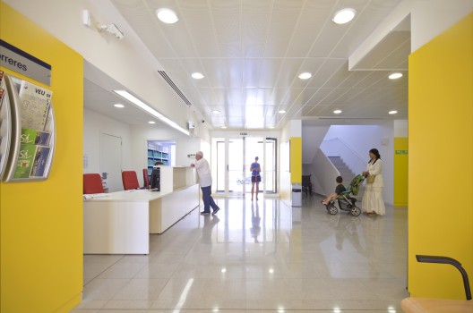 Porreres Medical Center / MACA Estudio (8)