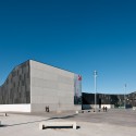 Ibaiondo Civic Center / ACXT Arquitectos  (4) © Josema Cutillas
