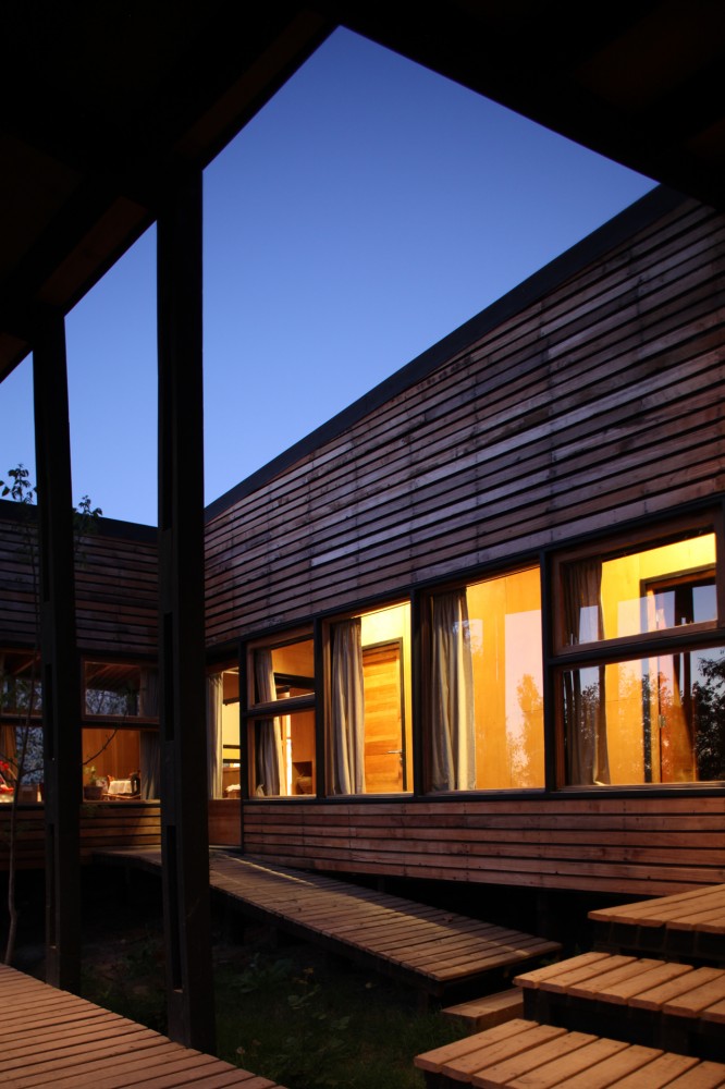 Lo Cañas House / Francisco Abarca and Camilo Palma