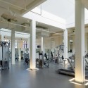 Yale Steam Laundry Condominiums / John Ronan Architects Yale Steam Laundry Condominiums / John Ronan Architects © Nathan Kirkman
