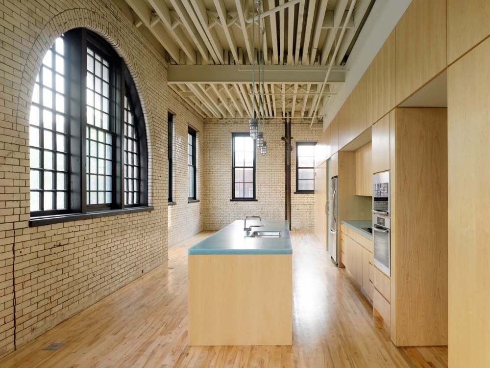 Yale Steam Laundry Condominiums / John Ronan Architects