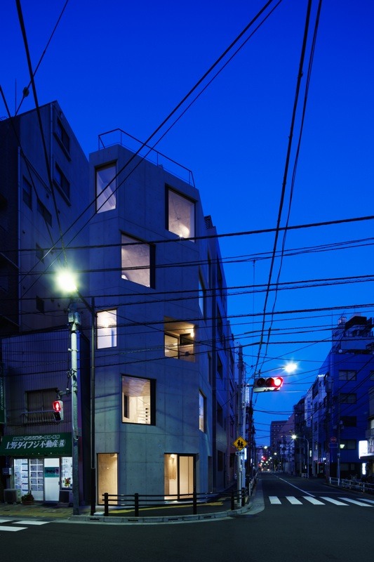 Damier / APOLLO Architects & Associates