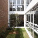 Real State Office Building / FGMF © Fran Parente