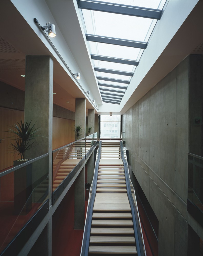 Educational Centre of the Medical Faculty of Charles University / DOMY