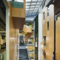 Algonquin Centre for Construction Excellence (ACCE) / Diamond Schmitt Architects (4) © Tom Arban