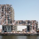 Apartment building on the harbour / Zucchi & Partners © Cino Zucchi