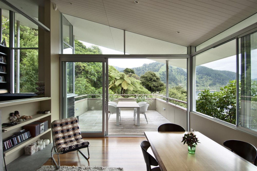 Apple Bay House / Parsonson Architects