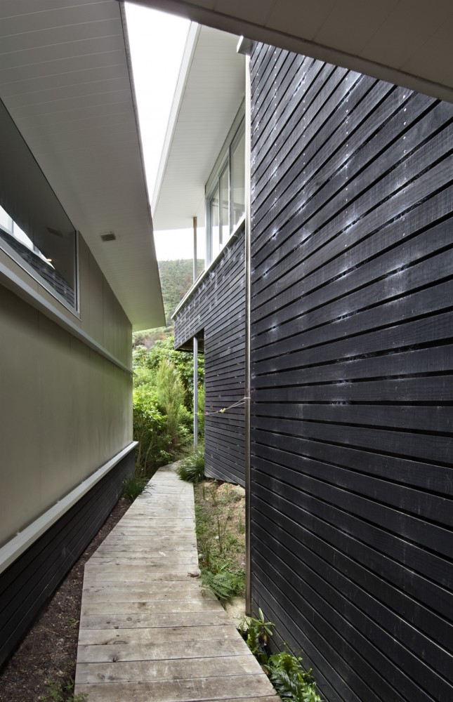 Apple Bay House / Parsonson Architects