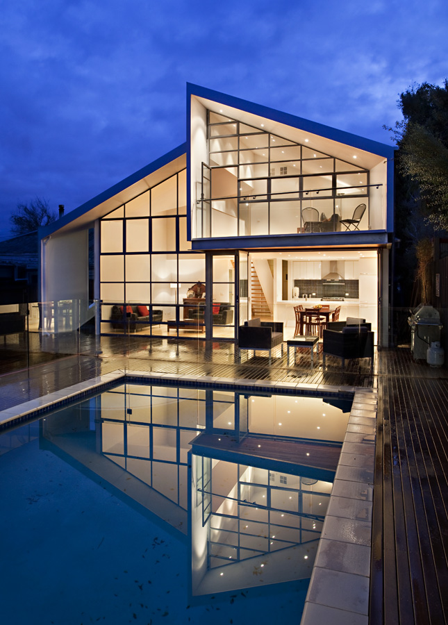 Blurred House / BiLD architecture