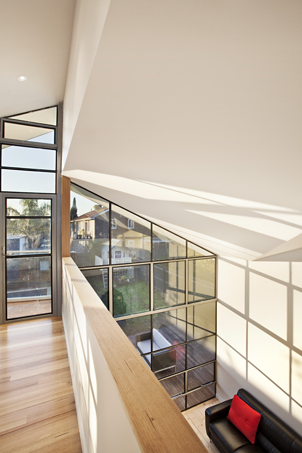 Blurred House / BiLD architecture