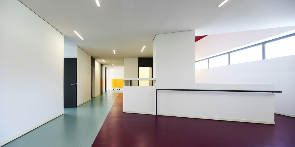 The Court Of The Trees / Tomas Ghisellini Architects