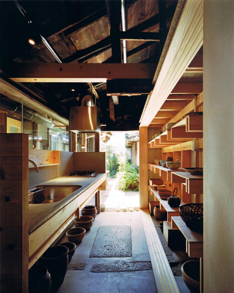 Wood Old House / Tadashi Yoshimura Architects