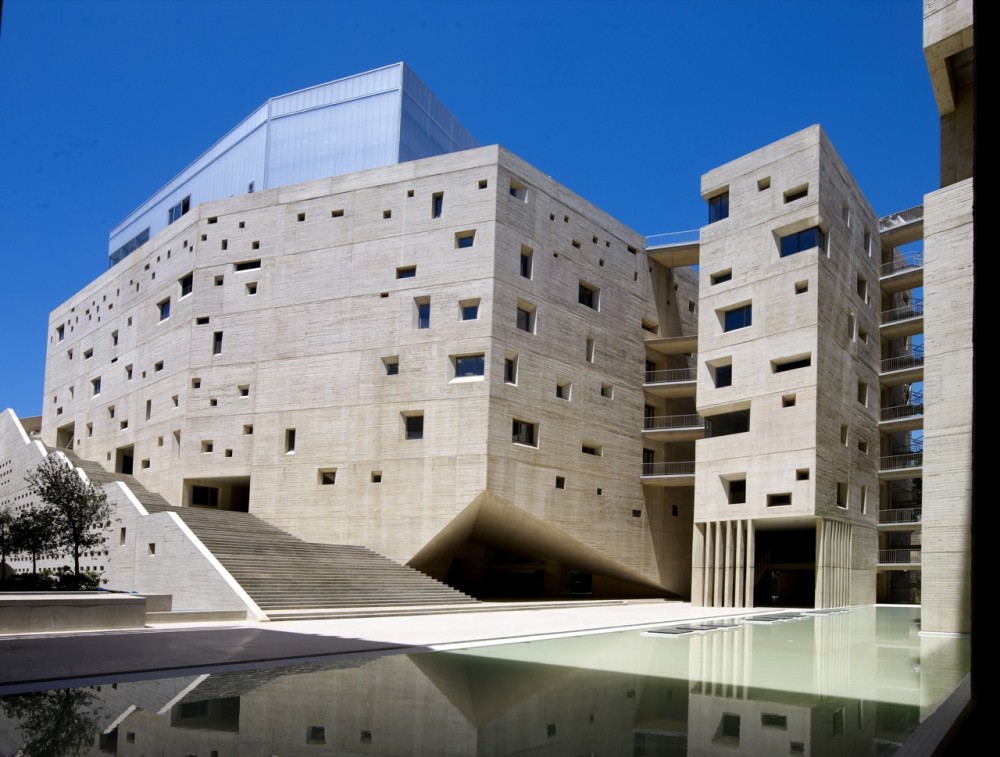 USJ Campus de L’Innovation et du Sport / 109 Architects with Youssef Tohmé