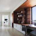 Bay House / LSS Bay House / LSS © Scott Frances