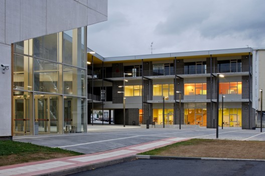 Auditorium And Multifunctional Building / Virai Arquitectos