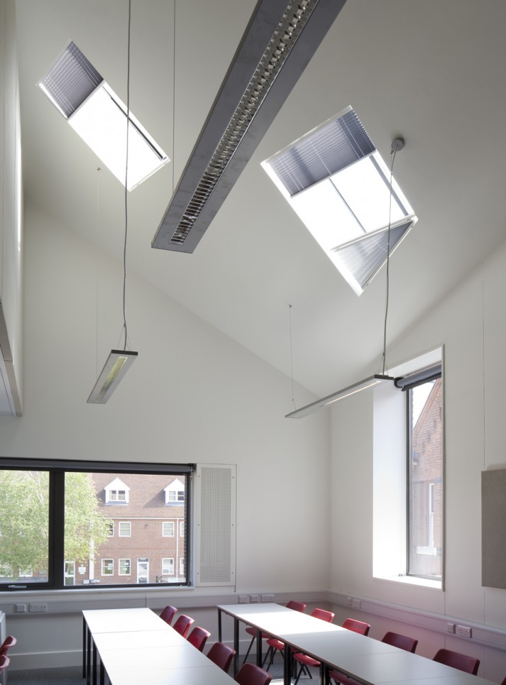 Brentwood School Study Centre and Auditorium / Cottrell & Vermeulen Architecture