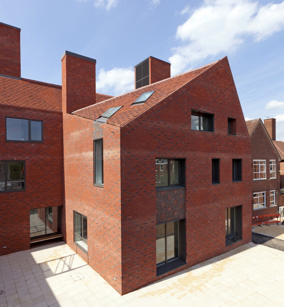 Brentwood School Study Centre and Auditorium / Cottrell & Vermeulen Architecture