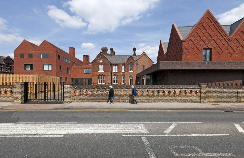 Brentwood School Study Centre and Auditorium / Cottrell & Vermeulen Architecture