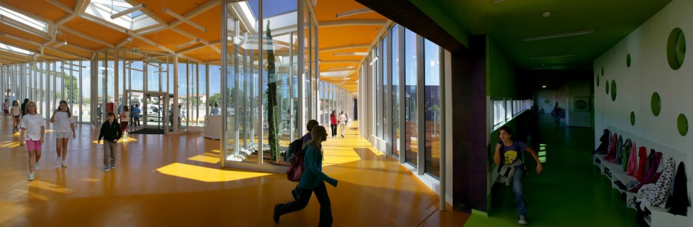 Veli VRH Elementary School / Randic Turato