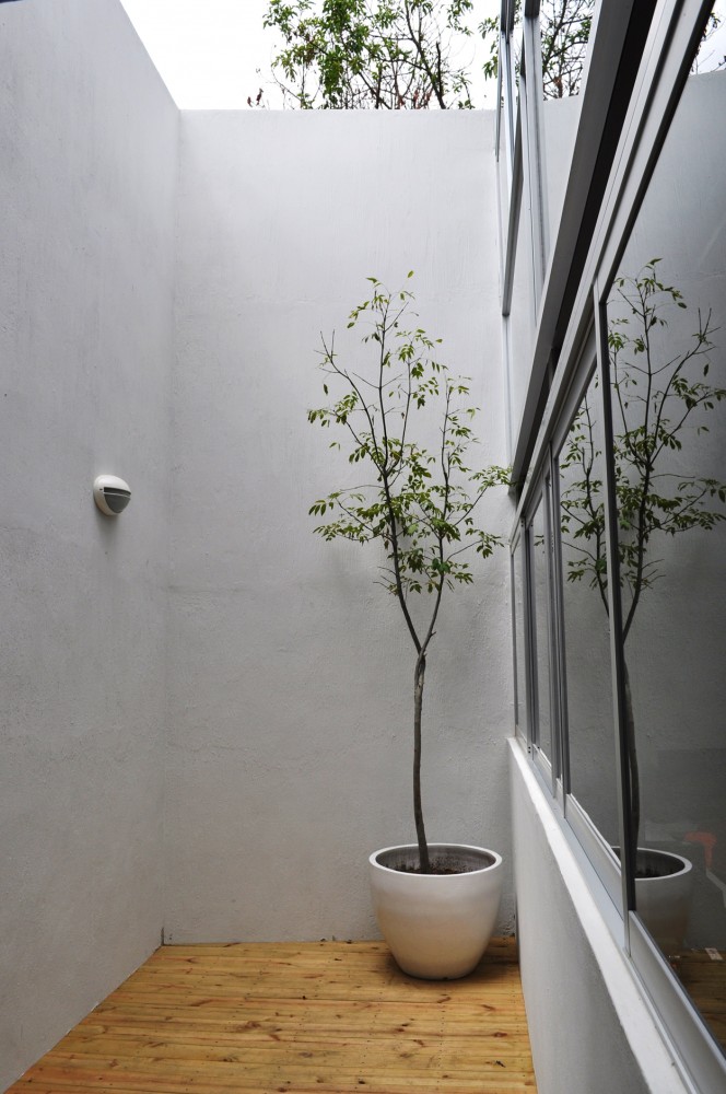 Incubadora Social ITESM-BANCOMER / Shine Architecture