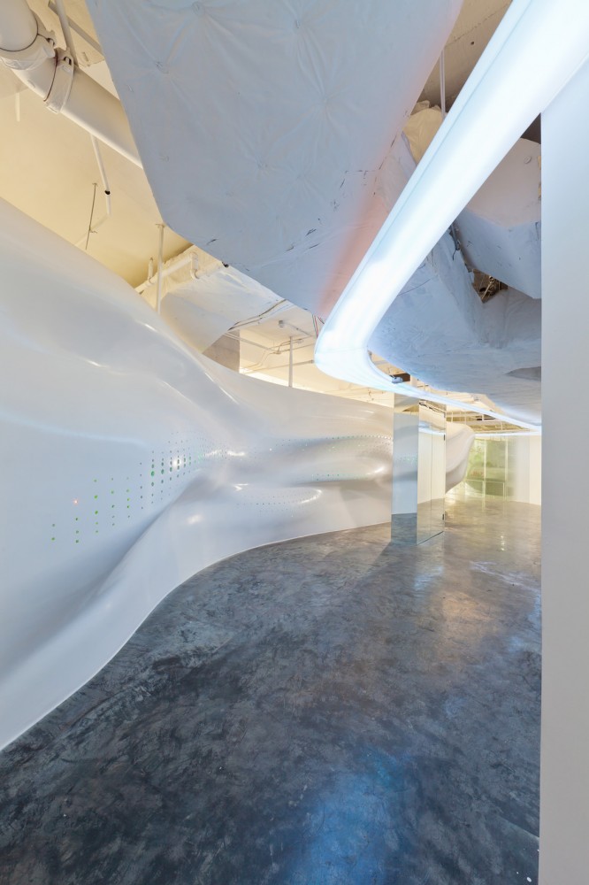 Eegoo Offices / dEEP Architects