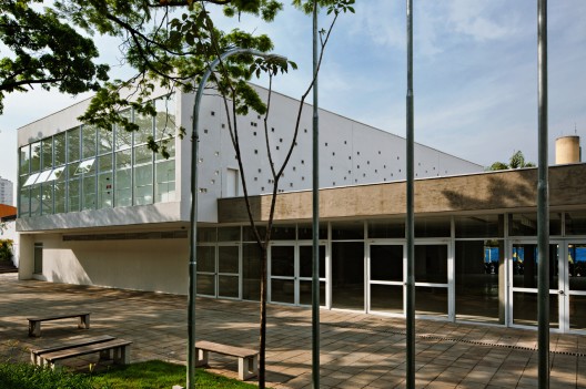 São Caetano Do Sul Teachers Center For Professional Development / CAROLINA PENNA Arquitetura e Urbanismo