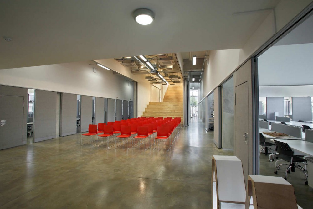Architecture Research Center / Petros Konstantinou, Yiorgos Hadjichristou