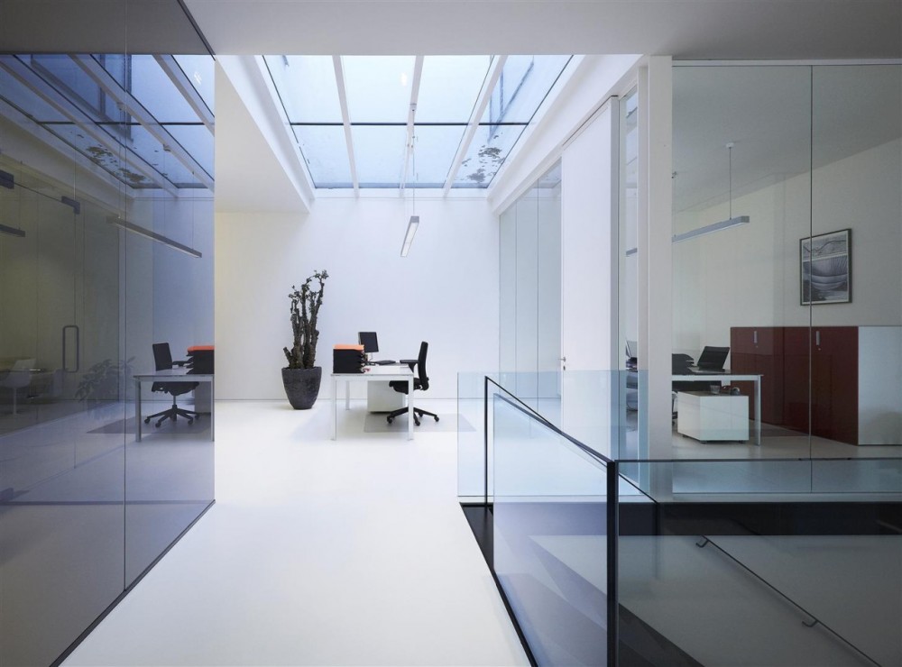 MIDRAS / GRAUX & BAEYENS architects