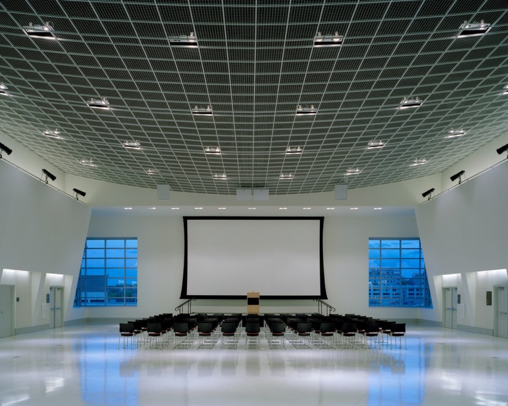 Architectural Photographers: Brad Feinknopf