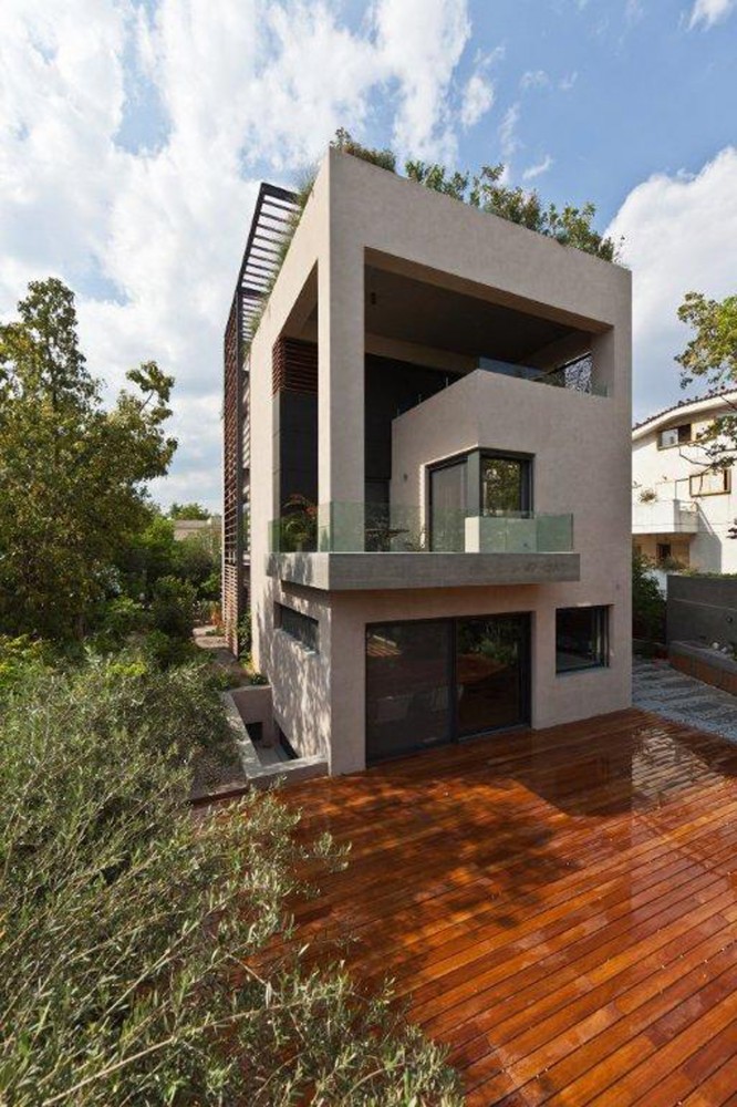 Residence in Filothei / Gem Architects