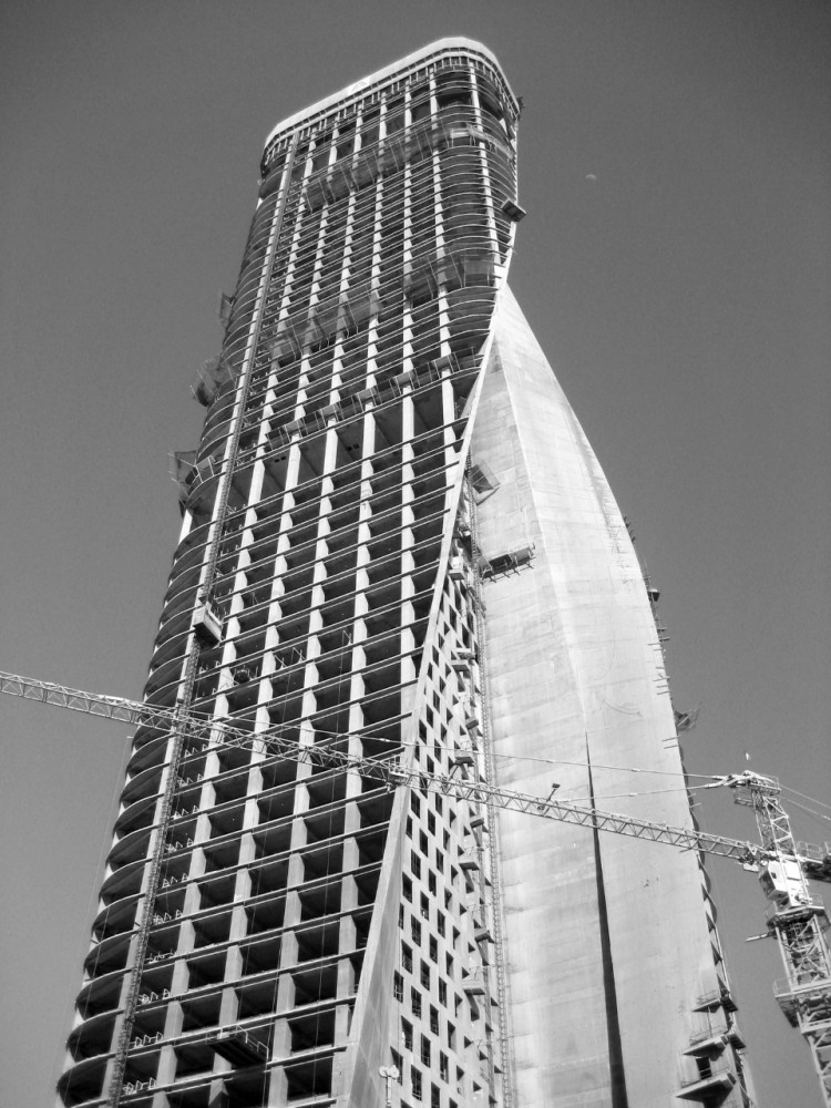 Al Hamra Firdous Tower / SOM