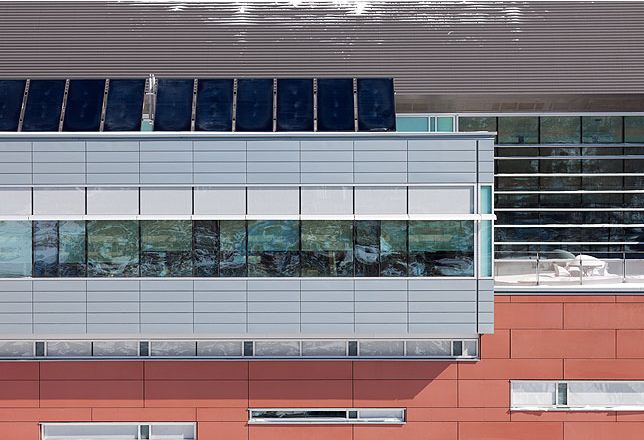 CANMET Material Technology Laboratory / Diamond Schmitt Architects