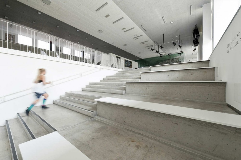 Kristiansand Cathedral School Gimle / Cebra