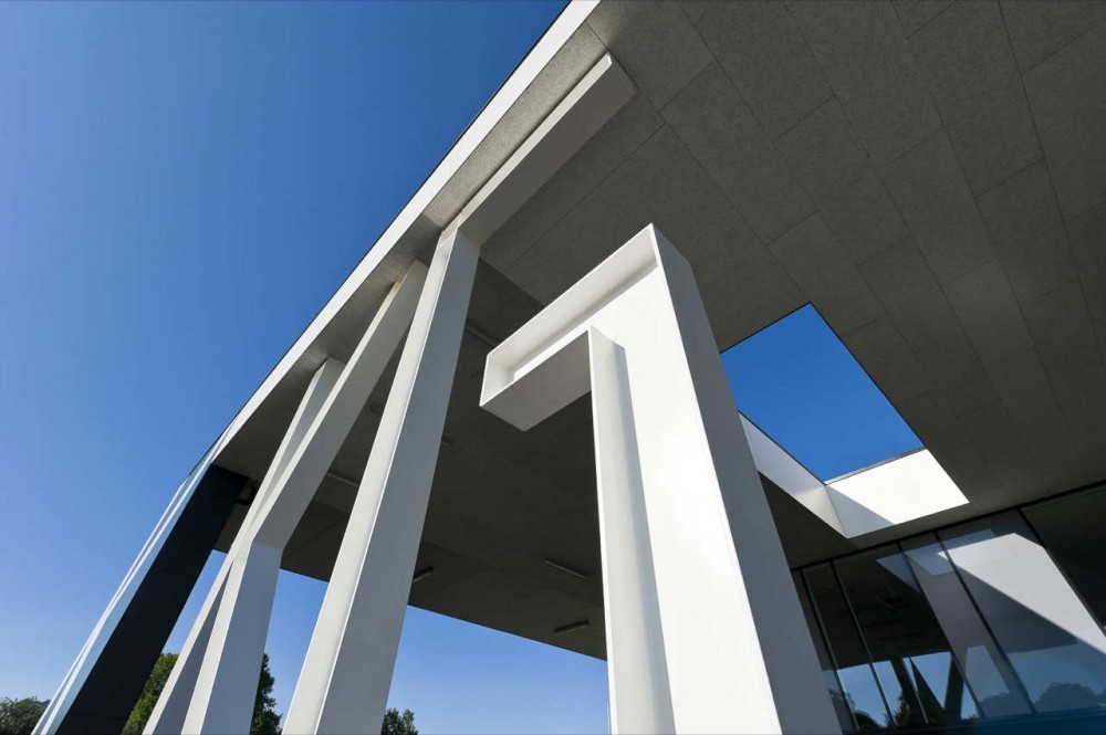 Kristiansand Cathedral School Gimle / Cebra