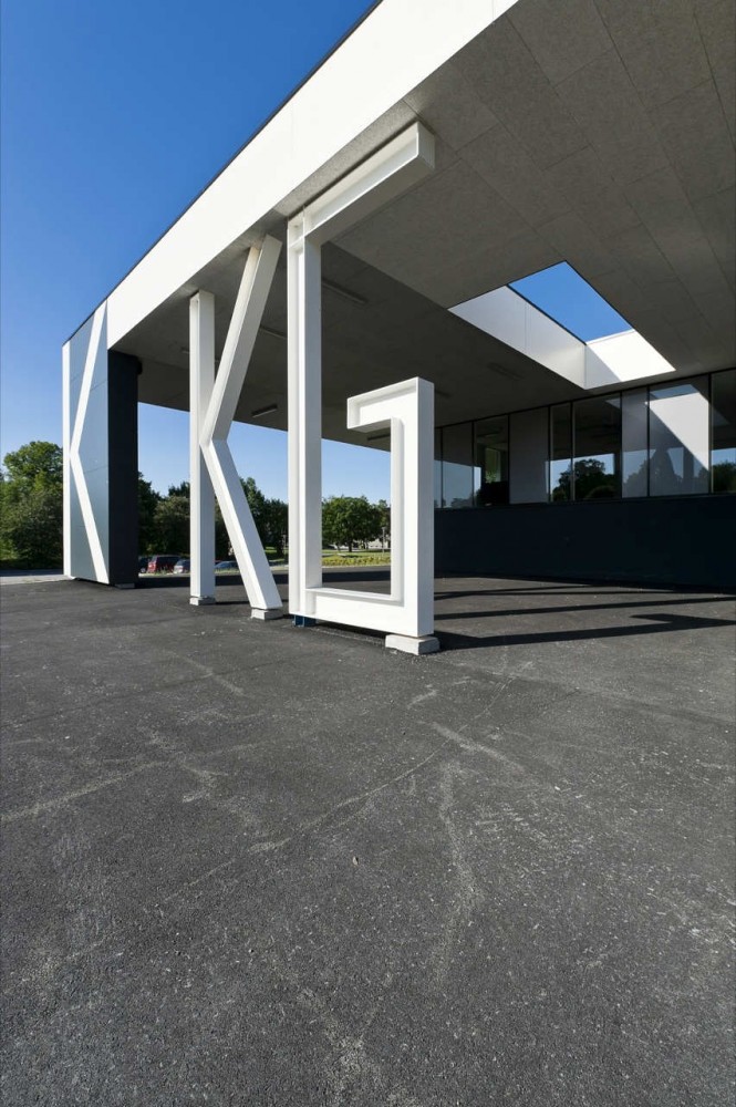 Kristiansand Cathedral School Gimle / Cebra