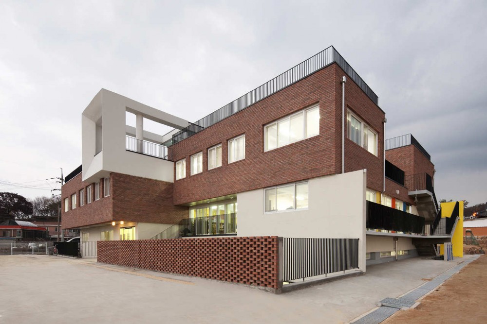 Paju Free School / UOSarchitects