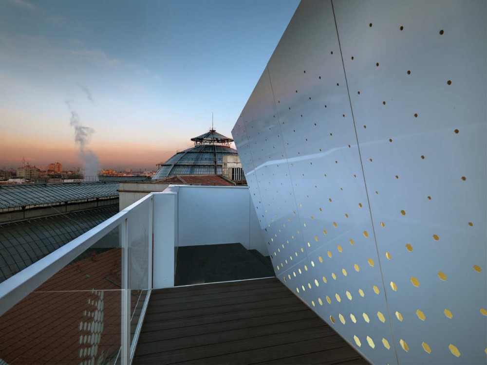 The Cube / Park Associati