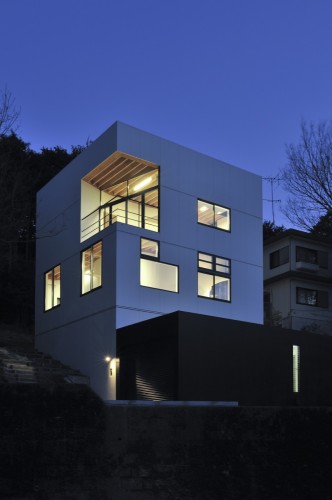 MTH / aat+makoto yokomizo, architects