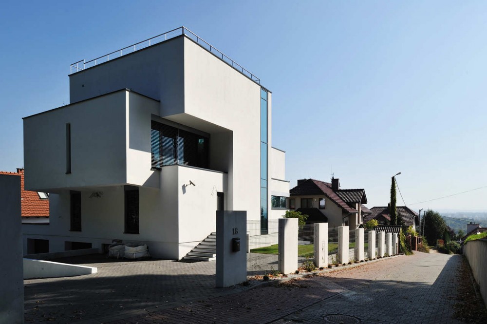 XV House / RS + Robert Skitek