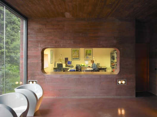 Embassy Ethiopia / Bjarne Mastenbroek and Dick Van Gameren