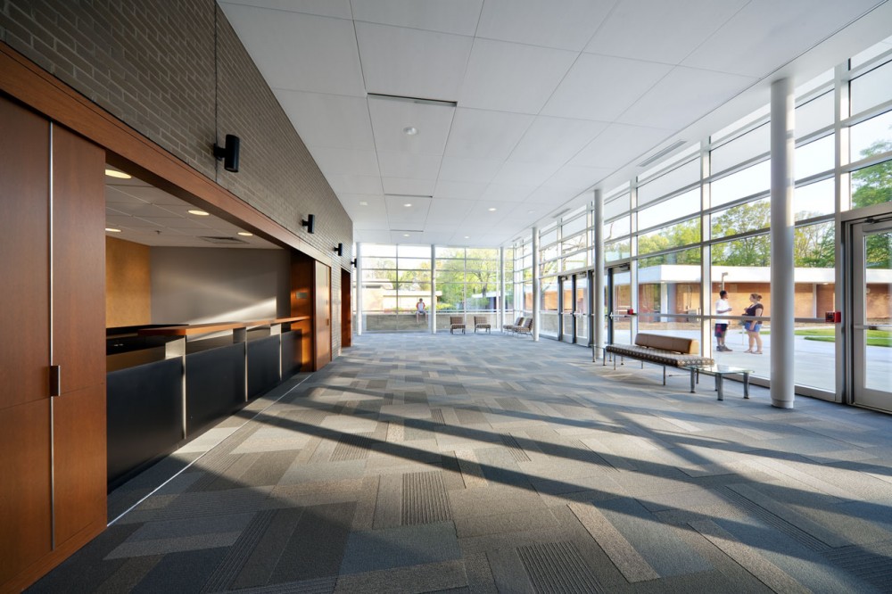 Lauren Kennedy and Alan Campbell Theatre / Pearce Brinkley Cease + Lee