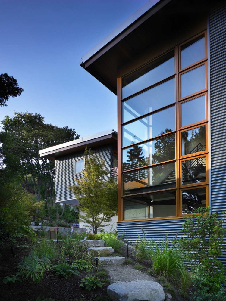 Leschi Residence / Adams Mohler Ghillino Architects