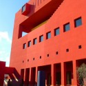 Richardo Legoretta 05 San Antonio Library, Texas / Photo by John W. Schulze via flickr - http://www.flickr.com/photos/gruenemann/