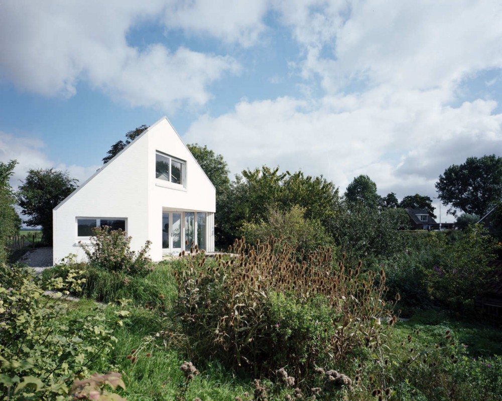 The Dike House in Wierumerschouw / Onix