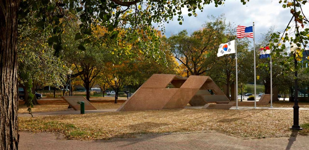 Missouri Korean War Veterans Memorial / Tilt-Up Concrete Association